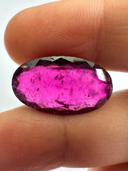 Pink Tourmaline Oval Loose Stone, 9.87 ct, 20.7x12.1 mm – view 1 of 3