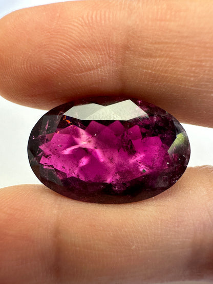 Purple Tourmaline Oval Loose Stone, 20.94 ct, 22.5x14.8 mm – view 2 of 3