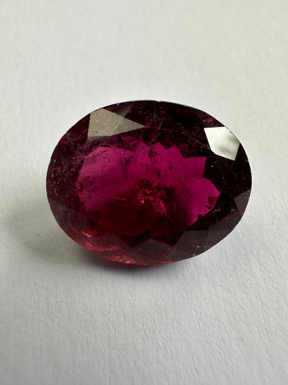 Purple Tourmaline Oval Loose Stone, 14.19 ct, 17.8x14.2 mm – view 1 of 3