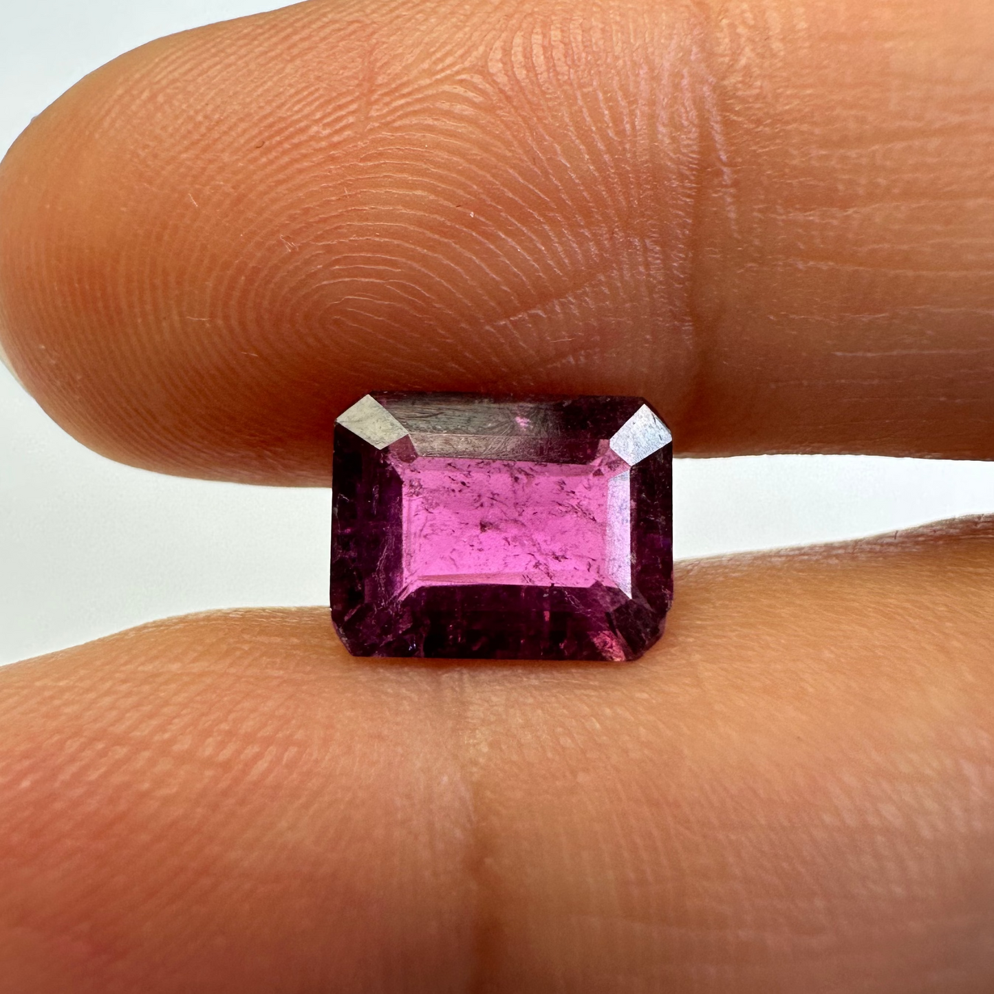 TR341, Turmalin, 1,88 Karat, 9,3 x 7,2 x 3,5 mm