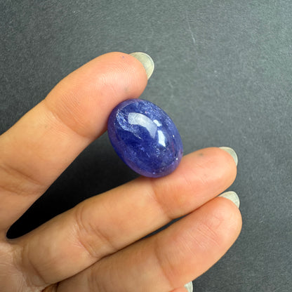 Blue Tanzanite Oval Loose Stone, 36.48 ct, 23x17 mm – view 4 of 4