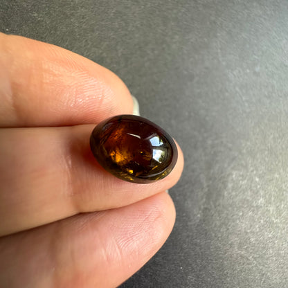 Green Tourmaline Oval Cabochon, 7.95 ct, 14.2x10.2 mm – view 1 of 4