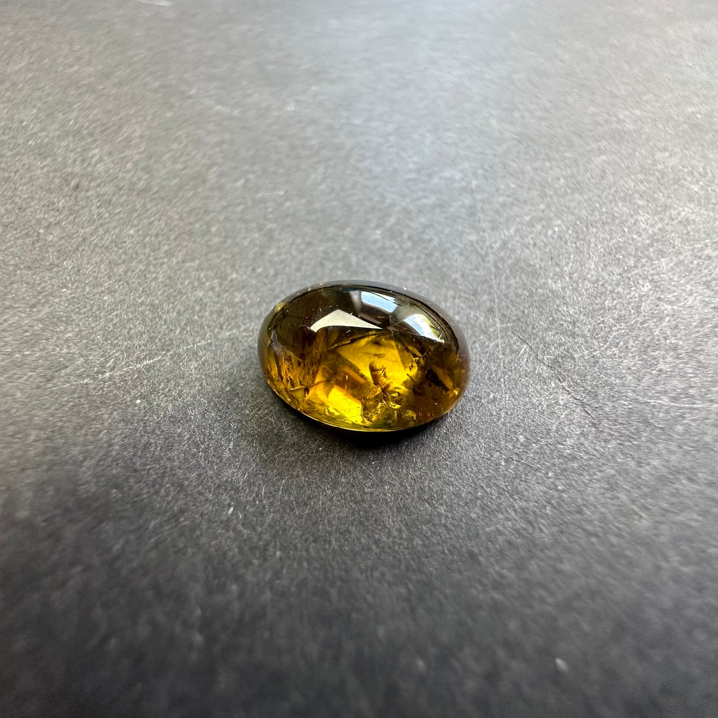 Tourmaline -  Transitions beautifully from olive green to golden orange  -7,95cts