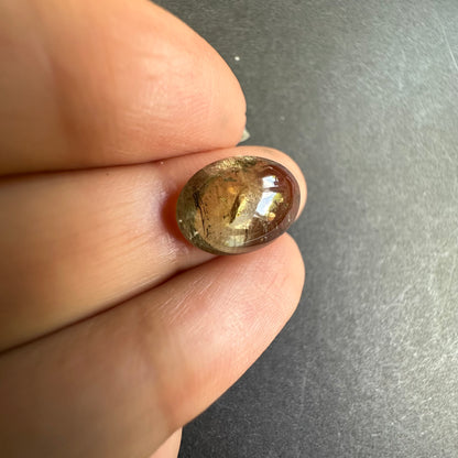 Green Tourmaline Oval Cabochon, 6.12 ct, 14x10 mm – view 3 of 4