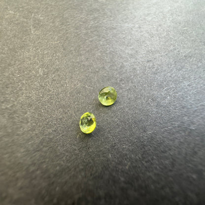 Green Peridot Round Loose Stone Pair, 0.31 ct – view 2 of 3