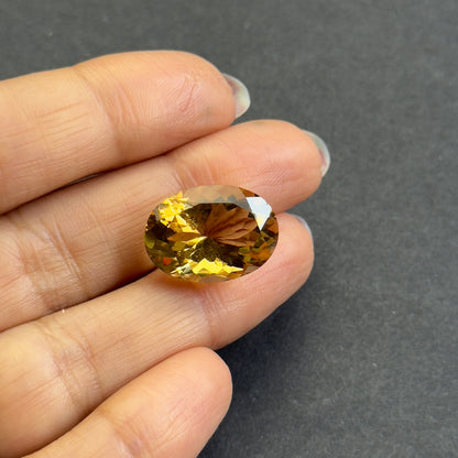 Yellow Citrine Oval Faceted Loose Stone, 12.54 ct, 18.1x13.1 mm – view 4 of 4