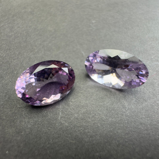 Carefully selected Amethyst Oval fac. Vibrant Colour