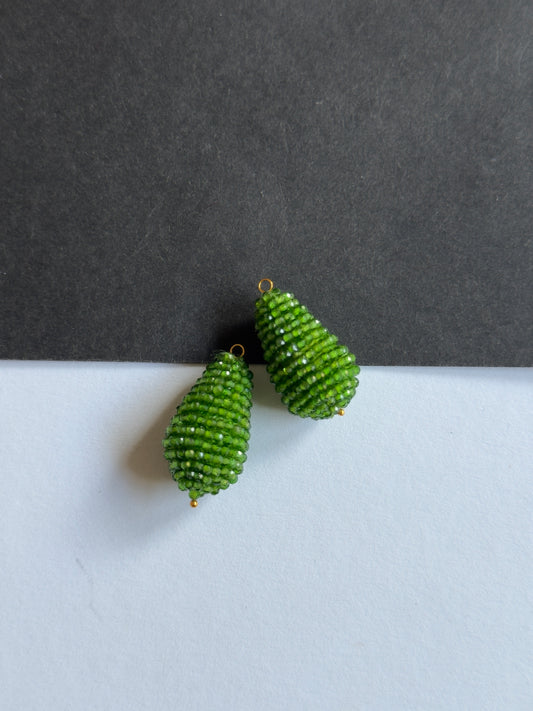 Exceptional Chrome Diopside, Harmoniously Combined with Shining pearls