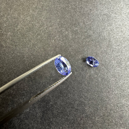 Purple Tanzanite Oval Loose Stone, 1.74 ct, 7x4.9 mm – view 2 of 3