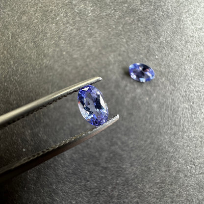Purple Tanzanite Oval Loose Stone, 6.1x4 mm – view 2 of 3