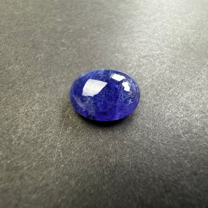 Blue Tanzanite Oval Loose Stone, 23.90 ct, 19x15.8 mm – view 1 of 4