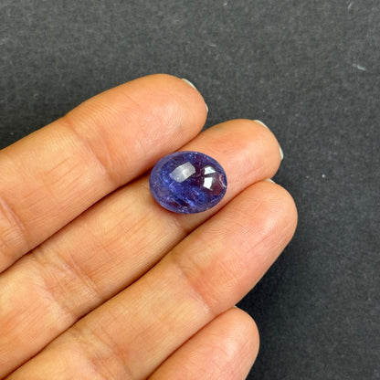 Blue Tanzanite Oval Cabochon, 7.32 ct, 13.5x10.8 mm – view 3 of 4