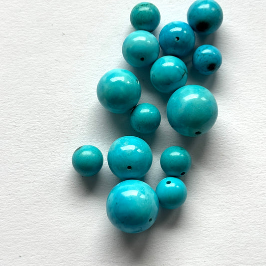 Wonderful Turquoise Beads Drilled intense colour