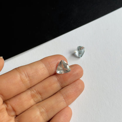 Blue Aquamarine Trillion Cabochon, 2.95 ct, 10x10 mm – view 3 of 4