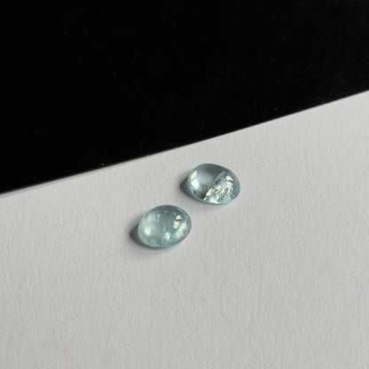 Cornflower Blue Aquamarine Oval Cabochon, 4.18-4.26 ct – view 2 of 6
