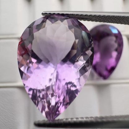 Lila Amethyst Birne facettiert — Wählen Sie Ihren Stein — EB000156