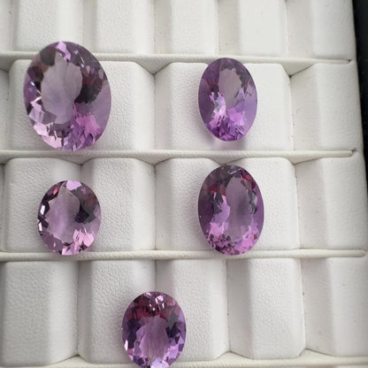 Tiefvioletter facettierter Oval-Amethyst — Wählen Sie Ihren Stein — EB000074