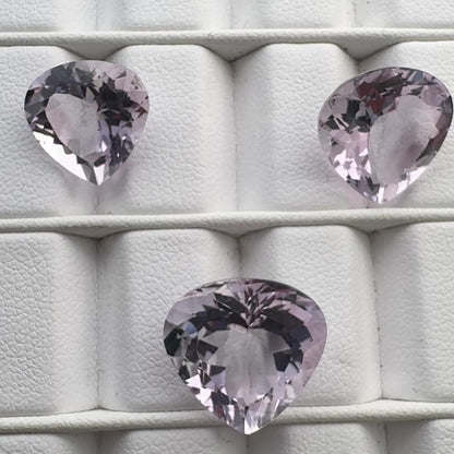 Violetter Amethyst im Trillion-Schliff — Wählen Sie Ihren Stein — EB000151