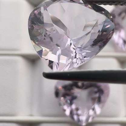 Violetter Amethyst im Trillion-Schliff — Wählen Sie Ihren Stein — EB000151
