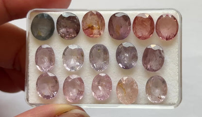 Mehrfarbiger Spinell, oval facettiert, 9,5–9,8 mm — Wählen Sie Ihren Stein