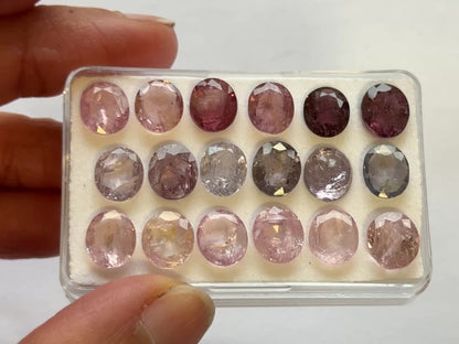 Mehrfarbiger Spinell, oval facettiert, 8,5–8,9 mm — Wählen Sie Ihren Stein
