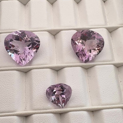 Violetter Amethyst Trillion facettiert — Wählen Sie Ihren Stein — EB000158