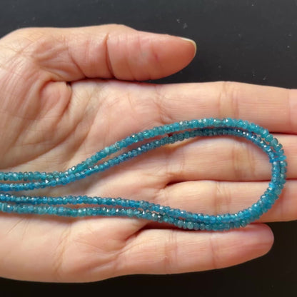 Strang Apatit-Rondelle, tiefblau, 42 cm, 2,3–3 mm